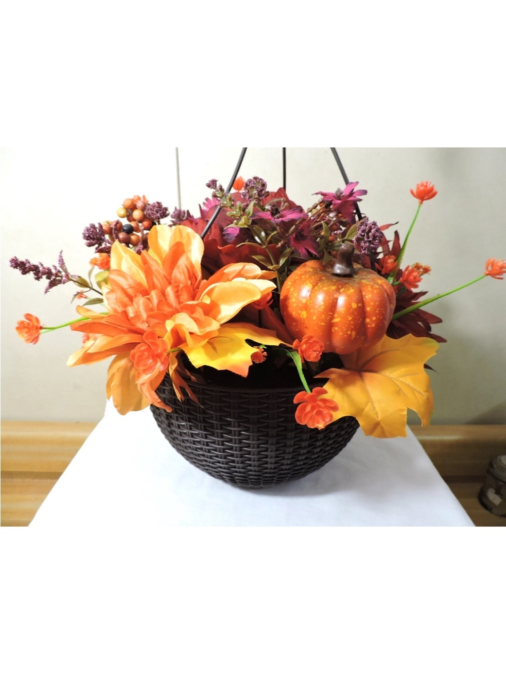 Artificial Hanging Flowers Basket Faux Fall Decor NWT Beautiful Flower Basket - Picture 3 of 5